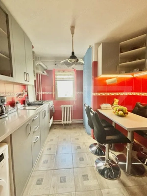 Apartament 3 camere, decomandat, et. 7/9, zona Gh. Lazăr -Iulius Mall - imagine 5