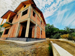 Casa de vanzare cu priveliste frumoasa