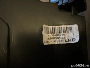 faruri stanga ,dreapta toyota hilux 