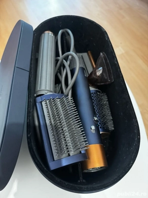 vând Dyson Airwrap HS08 i.d. uscator de par si coafat