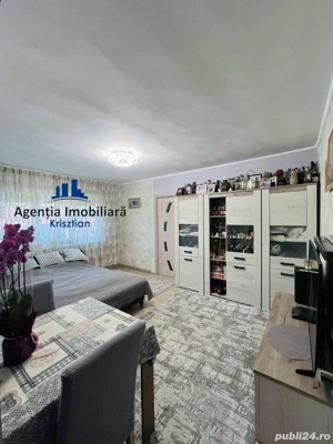 Apartament cu 2 camere de vânzare - Zona 14 Mai