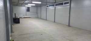 Vand  Inchiriez Hala metalica de 110m2 