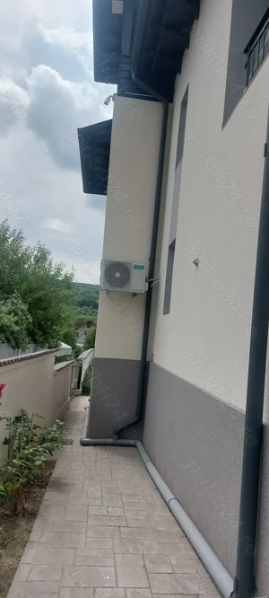 Proprietar  vând vilă.  - imagine 11