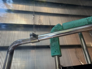 Vând biminitop inox pentru barca. 