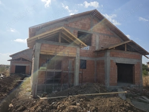 2 case Vadul Anei (Brănești)