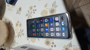 Dev nzare telefonul OPPO A60