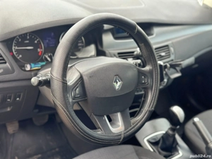 Vând urgent renou 2009