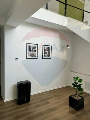 Vanzare Vila la munte - imagine 18