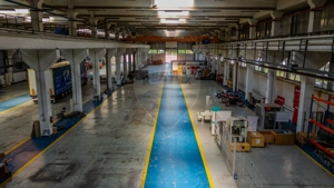 2 tronsoane hala |2 poduri rulante 10/18 T, Parcare, Productie\depozit - imagine 8