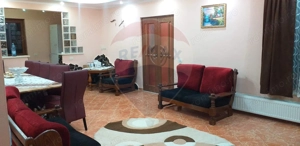 Casă / Vilă cu 6 camere de vânzare - imagine 5