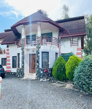 Casă / Vilă cu 6 camere de vânzare - imagine 3