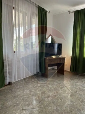 Casă / Vilă cu 6 camere de vânzare - imagine 14