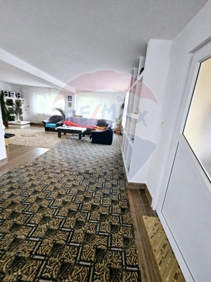 Casă / Vilă cu 5 camere de vânzare - imagine 7