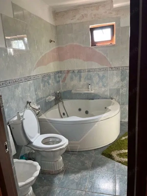 Casă / Vilă cu 6 camere de vânzare - imagine 13