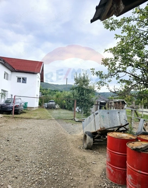 Casă / Vilă cu 5 camere de vânzare - imagine 9