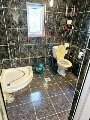 Casă / Vilă cu 5 camere de vânzare - imagine 20