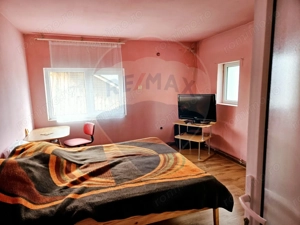 Casă / Vilă cu 5 camere de vânzare - imagine 18