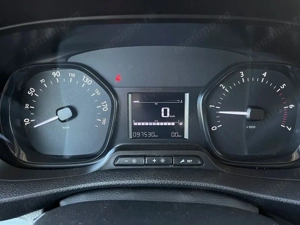 Opel Vivaro - imagine 16