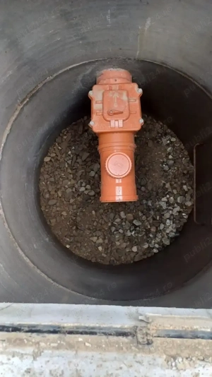 Angajam muncitor necalificat