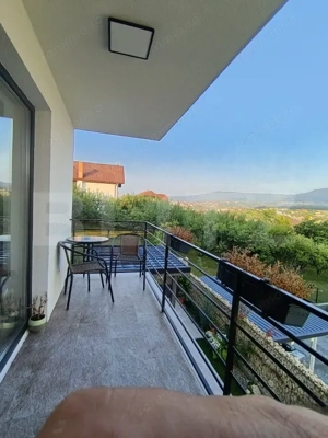 Apartament cu 3 camere, 65 mp si un foișor cu gradina de 191 mp - imagine 16