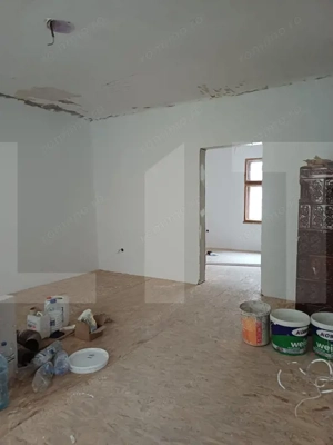 Casa de vanzare cu  2 camere ,Curtea41 - Tg Secuiesc, zona centrale - imagine 6