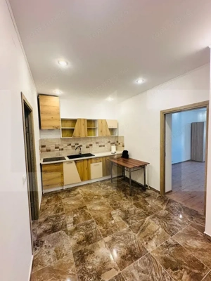 Apartament de vanzare, cu 3 camere, zona ultracentrala