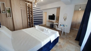 Garsonieră Mamaia Nord   Stefan Building Lake   parcare privată   termen scurt - imagine 4
