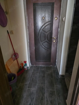 Garsoniera de vânzare  - imagine 4