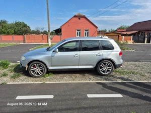 Autoturism Volkswagen Touareg, an 2004 - imagine 2 Autoturism Volkswagen Touareg, an 2004 - imagine 2
