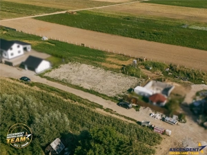 FILM! Teren intravilan, aliniament apreciabil,741mp,Targu Secuiesc - imagine 7