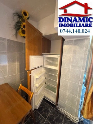 Ap 2 camere, Str. D. Leonida, zona Bradet, 350 EURO lunar. - imagine 3