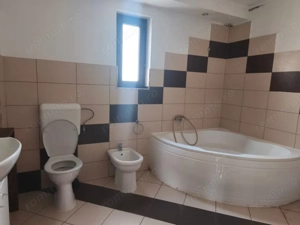 Casa individuala, 200mp utili, 1600mp teren, Radauti - imagine 12