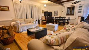 FILM! Refugiu montan,ales mobilat si utilat, decor mioritic,Bran, Fundata,Brasov