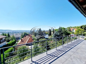 Apartament la vila, cu panorama deosebita - imagine 2