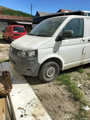 dezmembrez Volkswagen t5. - imagine 2