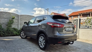 Nissan-Qashqai-Pano-1.6 dci-131 cp- 4x4-Navi-Camera-Keyless Goo-Entry- - imagine 3 Nissan-Qashqai-Pano-1.6 dci-131 cp- 4x4-Navi-Camera-Keyless Goo-Entry- - imagine 3