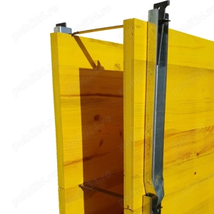 Vindem   Panou galben tip Doka - imagine 2