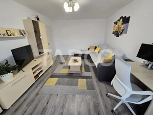 Apartament decomandat 3 camere 2 bai balcon pivnita Strand Sibiu - imagine 2