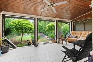 Snagov - str Zorelelor | vila 5 camere - acces lac - gradina privata - imagine 5