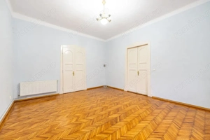 Spatiu pentru birouri,pozitionat pe Bld. Revolutiei,etajul 1 - imagine 5