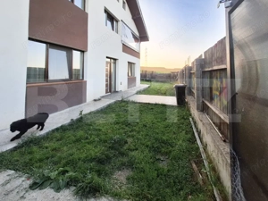Casa la cheie, 220 mp utili, 550 mp teren - imagine 18