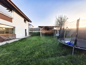 Casa la cheie, 220 mp utili, 550 mp teren - imagine 14
