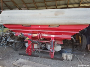 Mașina de împrăștiere îngrășăminte  - imagine 6