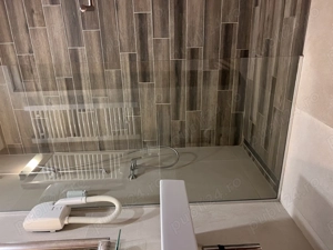 Regim Hotelier Luxury Jacuzzi Non-Stop - imagine 3 Regim Hotelier Luxury Jacuzzi Non-Stop - imagine 3