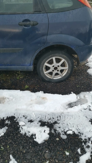 Ford focus 2001  - imagine 5