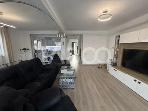 Casa superba de vanzare cu 4 camere 2 bai carport teren 297 mp Sibiu