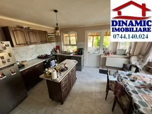 Casa+6338 mp teren, sat Izvoare, 149 900 EURO - imagine 14