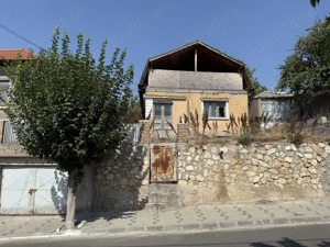 Teren + Casa de vanzare