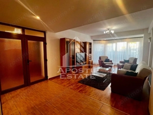 Apartament 4 camere, decomandat,centrala proprie,zona Aradului