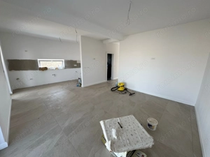 Suprafete generoase. 5 camere. Compartimentare excelenta. - imagine 3